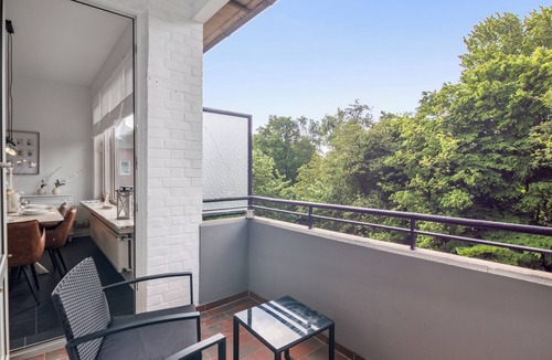 Center Apartment | Infinity Stay: Bismarckapartments