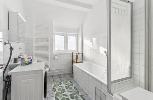 Center Apartment | Infinity Stay Modern North Sea stay