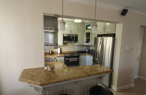 Bagatelle Terrace House | Infinity Townhomes, Charming 3-bedroom, 3.5 bathroom townhouse, AC, fitness room