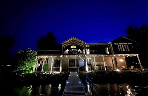 Bass Lake House | Infinity Views Lakefront Home