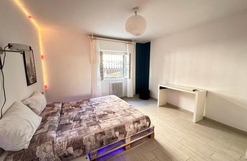 Rivazzurra Apartment | INFONDOALMAR RIMINI -Intero Apt Indipendente-Netflix-MetroMare a 40m-Proiettore 4k Cinema-WiFi Fibra-Led-Parcheggio-Riscaldamento-