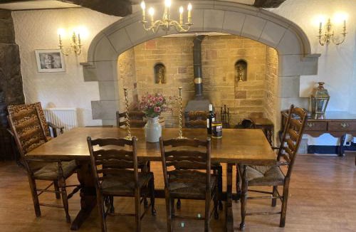 Kettlewell House | Inglenook Cottage
