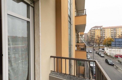 Millefonti Apartment | Ingot Functional & Colourful Apt x4! NEW!