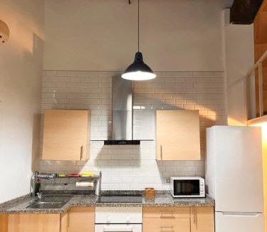 Montilla Apartment | InHome Central Studio