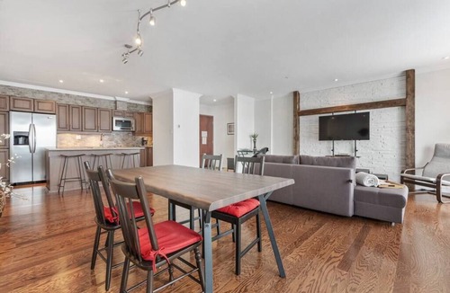 Boischatel Apartment | Initial | Panorama | Chutes