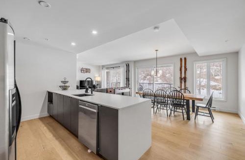 Beaupre Apartment | Initial - the chalet - MSA SKI IN and OUT
