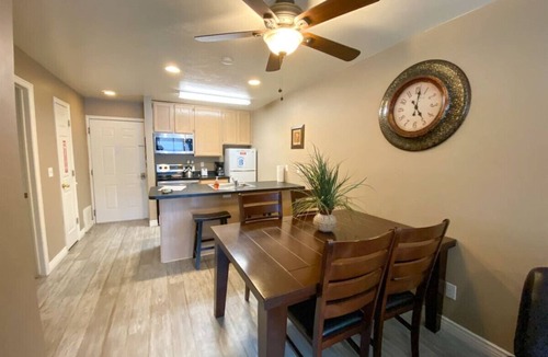 Harbor Village Condo | Inn Building Condo #110 (Pet friendly, free Wi-Fi)