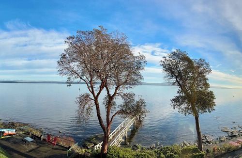 North Oyster Condo | "INN OF THE SEA" : A Vancouver Island Waterfront Vacation Paradise: