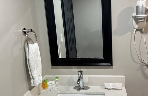 Flagstaff Hotel | INN ON 66