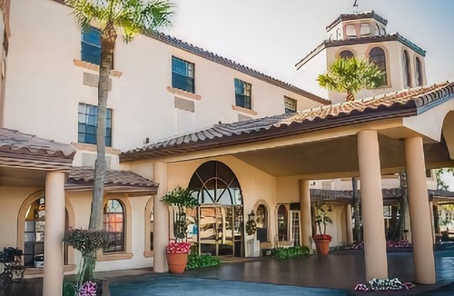 Sebring Hotel | Inn on The Lakes