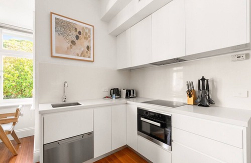Lewisham Apartment | Inner-West Studio in a Perfect Location