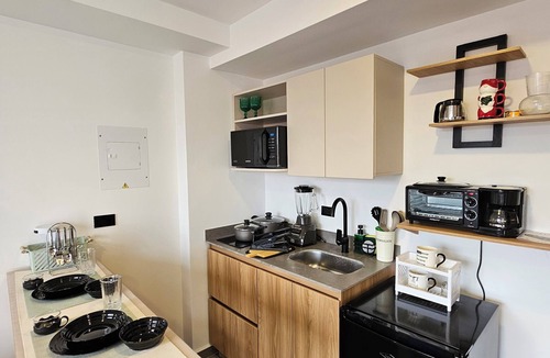 La America Apartment | InnerBloom Your loft in the best neighborhood in Medellín, just 5 minutes from the stadium.