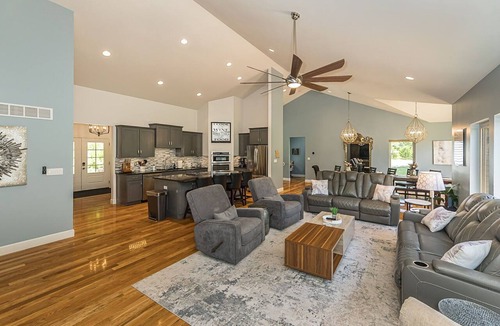 Innsbrook House | Innsbrook Luxe Escape - 5 bedrooms