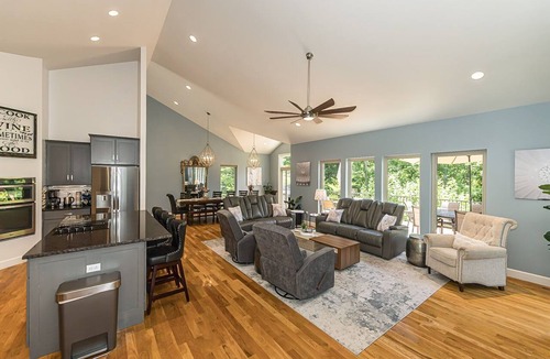 Innsbrook House | Innsbrook Luxe Escape - 5 bedrooms