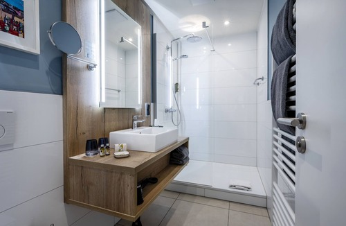 Alt-Godesberg Hotel | Insel Hotel