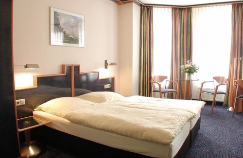 Deutz Hotel | Insel Hotel