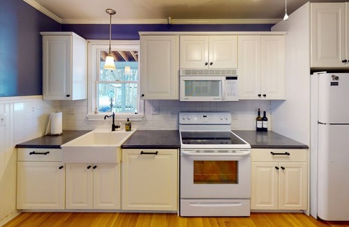 Lakeside House | Inside Lakeside 5 Bedroom 2 Bath House With Porches 1st floor master and bath
