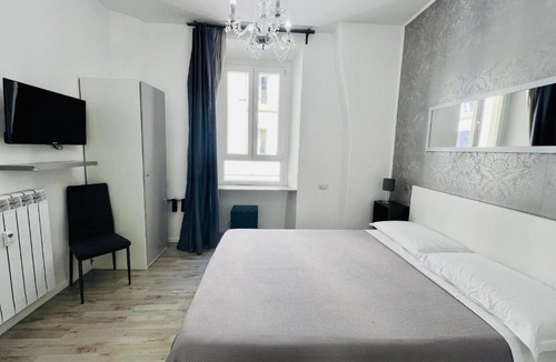 Prati House | Inside Roma Rooms by DOT Suites