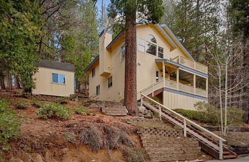 Yosemite West House | Inside Yosemite Park, Gorgeous View, Peaceful, Wifi