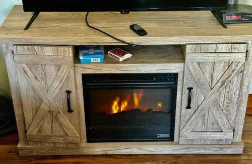 Yosemite West Apartment | Inside Yosemite Park-Cozy Corner Unit-Sleeps 2
