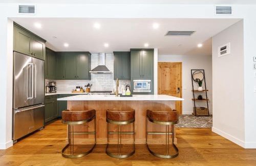 Canmore House | Inspired Elegance at Tamarack Lodge