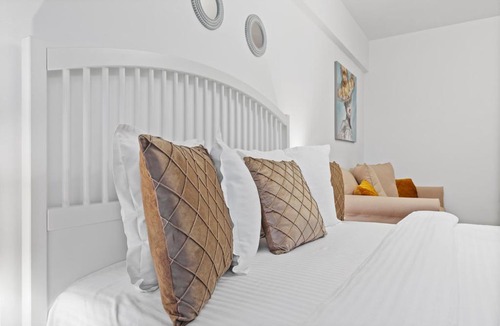 Sector 4 Apartment | Institutul Național de Neurologie - Sudului 303 by MRG Apartments