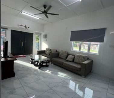 Durian Sebatang House | Intan Pearl Homestay