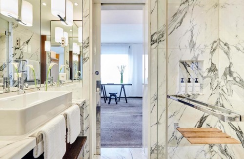 Petit-Saconnex / Servette Hotel | InterContinental Genève by IHG