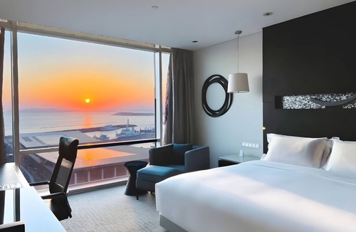Qingdao City Center Hotel | InterContinental Qingdao by IHG
