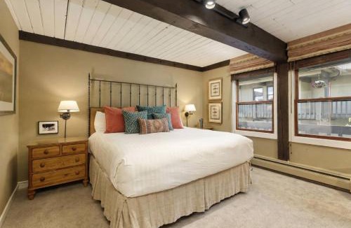 Snowmass Village House | Interlude 303