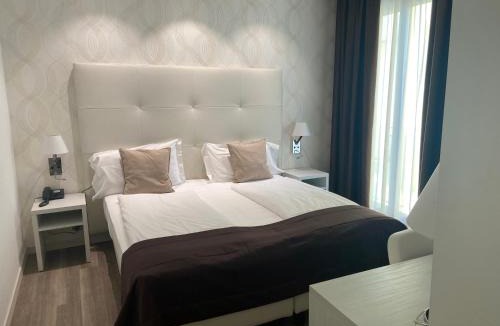 Old Town Hotel | International Beach Hotel