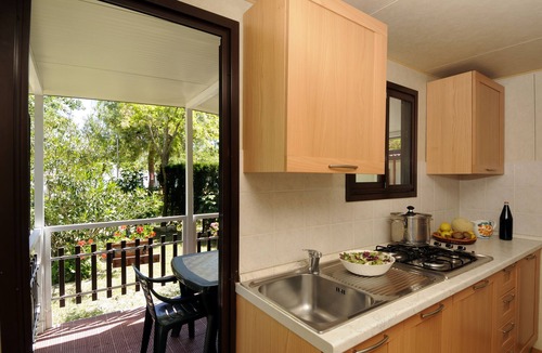 Pineto RV Rental | International Camping Torre Cerrano