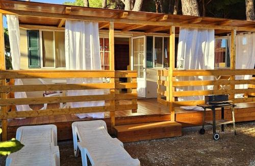 Ameglia Resort | International Holidays Luxe House Pool Beach-Lerici-Cinque Terre-Liguria Case Vacanze-dog ok in Touristic Village River