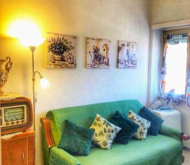Tivoli Apartment | Intero Appartamento dei Pini - posto auto incluso - 4 piano senza ascensore