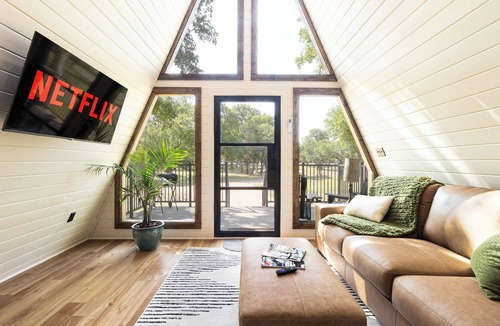 Pecan Acres Cabin | Intimate A Frame*Hot Tub*Near Hiking & Stockyards