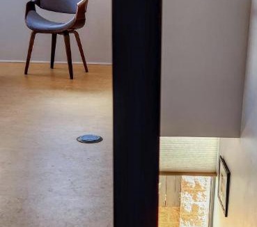 Raynolds Addition Apartment | Intimate Townhome Sanctuary DT