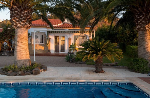 Sayalonga House | Intimate villa sea/mountain view pool palms free WiFi AC heating sauna fireplace