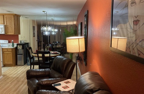 Chino Canyon Condo | Intimate Winter Oasis