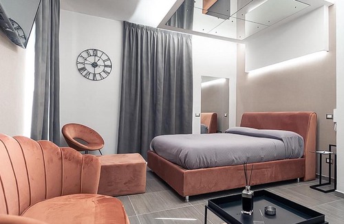 Qualiano Hotel | Intimity Luxury Rooms