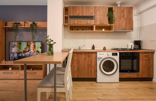 Sector 2 Apartment | INTO THE FOREST | Relaxing 1BR Apt