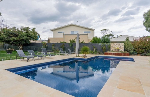 Inverloch House | Inverloch Oasis - L Oasi de Invy