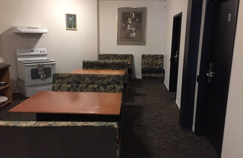 Invermere Hostel | Invermere Hostel