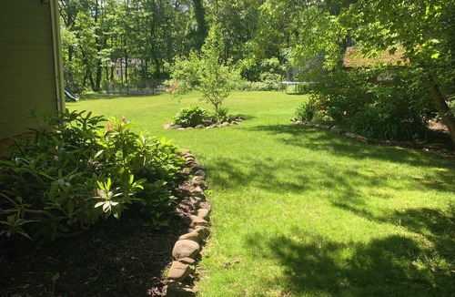 Canton House | Inviting 3 Bedroom Mid-Century Modern in Canton, CT