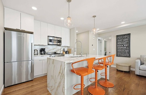 Riverside Apartment | Inviting 3BR In Cambridge, Walk To T & Central Sq