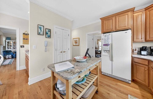 Debordieu Colony House | Inviting Beach Retreat with wonderful Lake Views to Relax and Enjoy