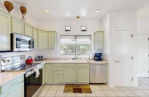 Rancho Vistoso Condo | Inviting condo with balcony & clubhouse amenity access