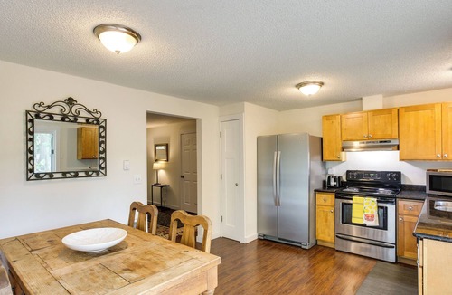 Riverbend House | Inviting North Bend Home: 21 Miles to Ski Slopes!
