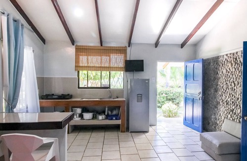 Puntarenas Apartment | Inviting oceanfront villa w/ shared pool, gardens & beach access!