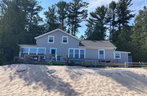 Oostburg Cottage | Inviting, Rustic Beach front cottage on Beautiful Lake Michigan
