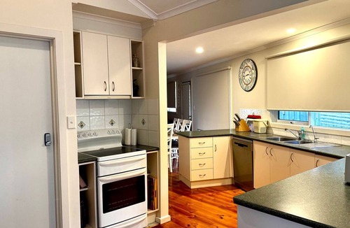 Inverloch House | Invy Escape - Linen Included